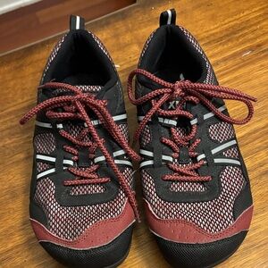 Xero Shoes TerraFlex for Hiking & Trail Running - like new - women’s 9.5